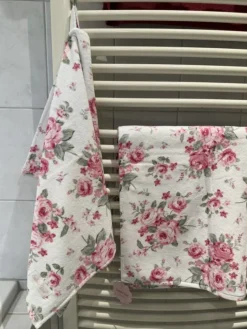 Badhanddoek Bella 70*140