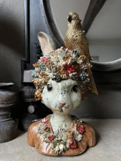 Decoratie buste konijn met bloemen 22*22*35
