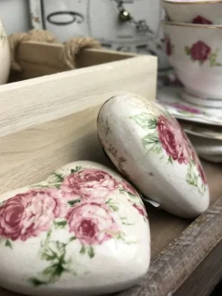 Decoratie kip met roosjes (M)