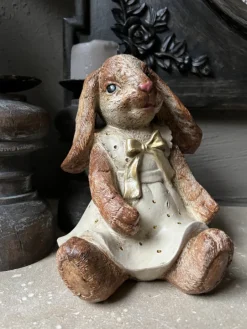 Decoratie konijn met overgooier en strik