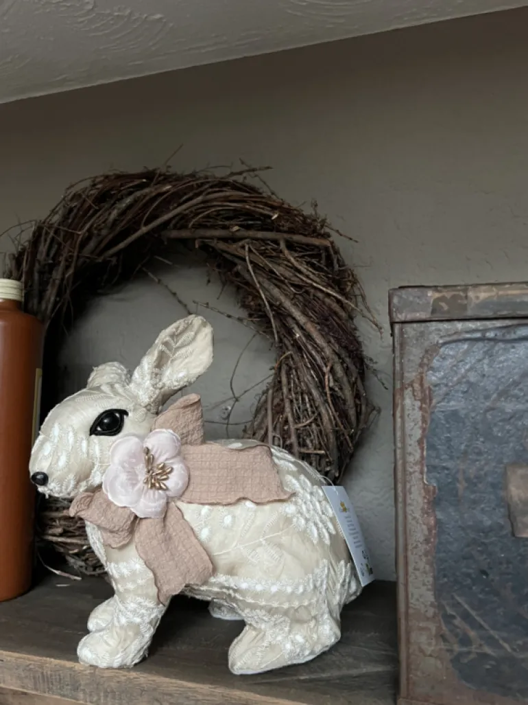 Decoratie konijn textiel beige 26*15*23