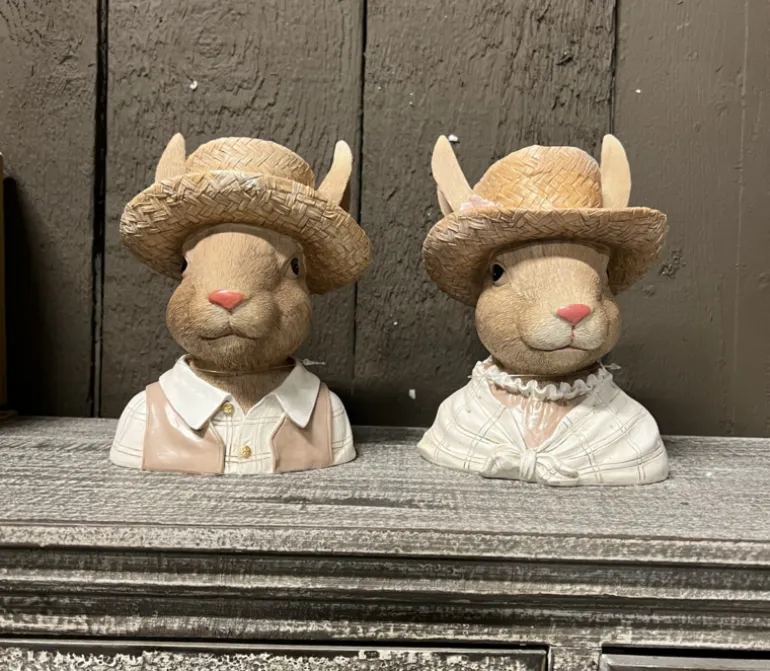 Decoratie mevrouw konijn met stro hoed 15*15