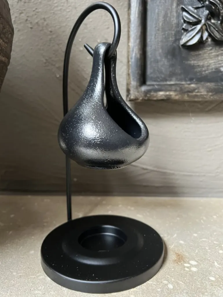 Geurbrander P druppel zwart 9,5*9,5*19