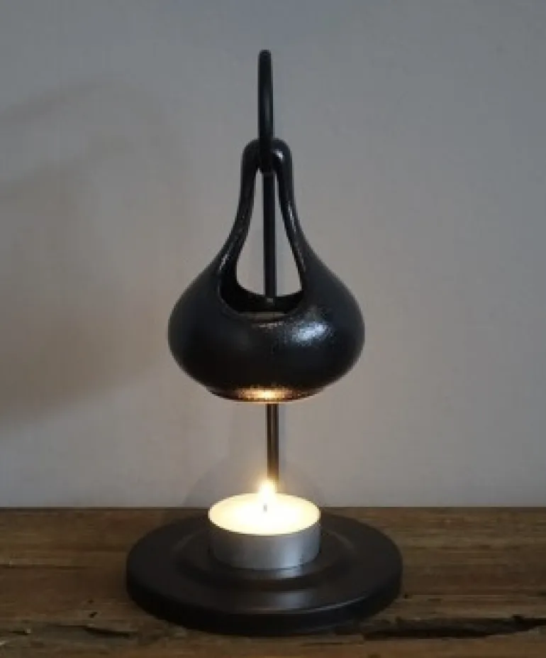 Geurbrander P druppel zwart 9,5*9,5*19