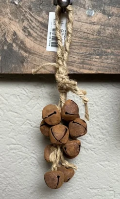 Hanger bellen roestbruin (M) 27 cm