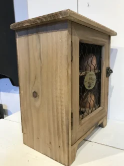 Houten eierkastje gaas Farm Fresh Eggs