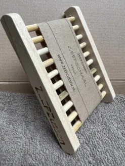 Houten spijlen zeepplankje