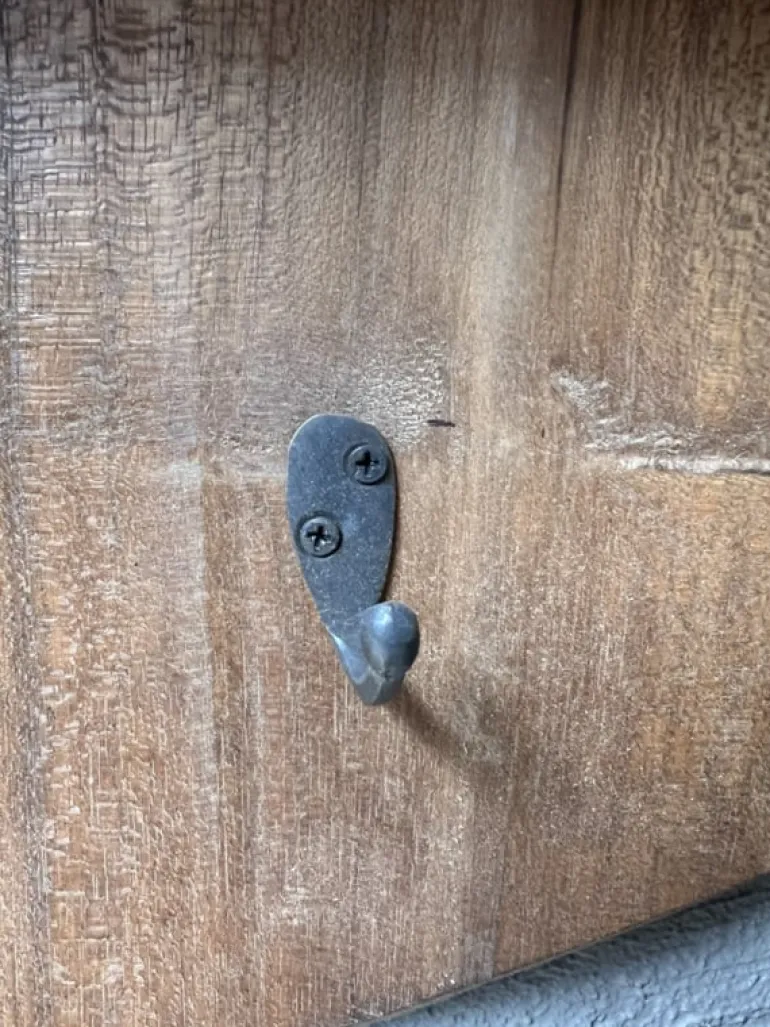 Houten wandplank/kapstok 4 haken 56*46*13