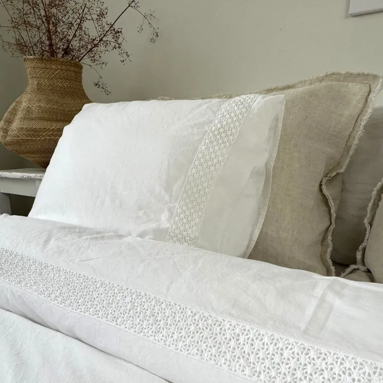 Landelijk dekbedovertrek Maryland wit 240*220