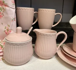 Melkkannetje LOVE roze