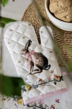 Ovenhandschoen haas en roosjes roze