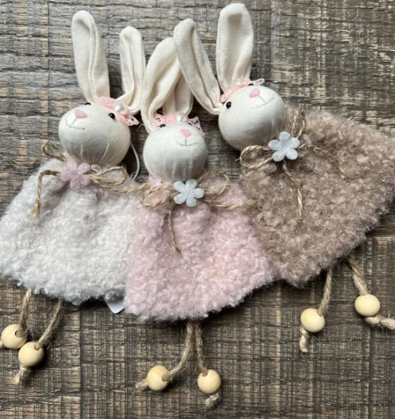 Paashanger konijntje met jurkje lichtbruin 16 cm