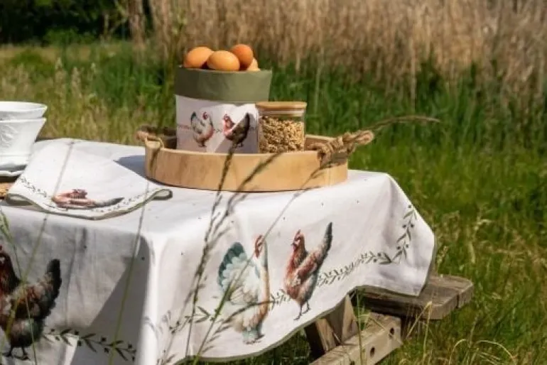 Pannenlap boerderij kippen