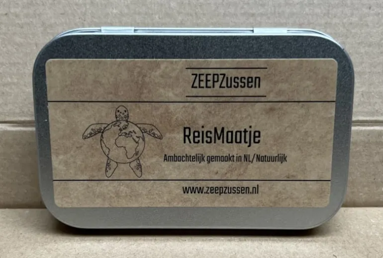 Reismaatje 6 handgemaakte gastenzeepjes in blik