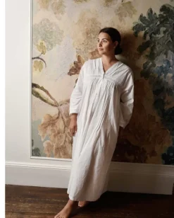 Romantisch nachthemd April wit