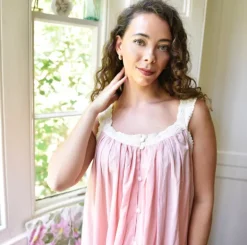 Romantisch nachthemd broderie Jodie roze