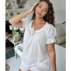 Romantische witte pyjama met korte mouwen en ruches S/M