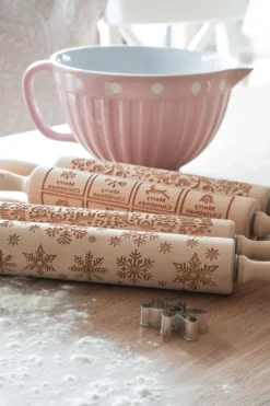 Roze beslagkom met handvat en dots