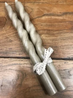 Set van 2 kaarsen gedraaid taupe