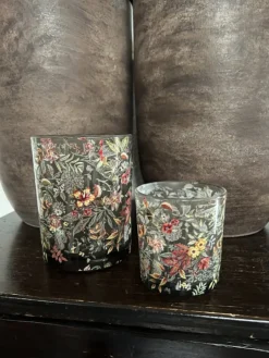 Set van 2 waxinelichthouders bloemen grijs