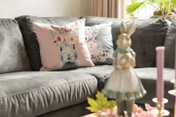 Sierkussenhoes konijn met rozen groen