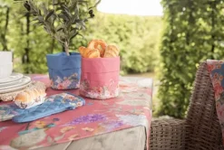 Tafelkleed blauw met bloemen 100*100