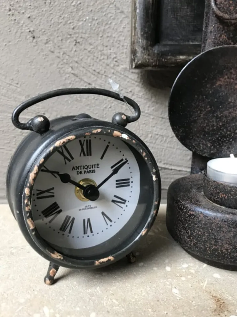 Tafelklokje brocante look zwart 9*4*10
