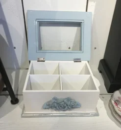 Theedoos met roos 4-vaks